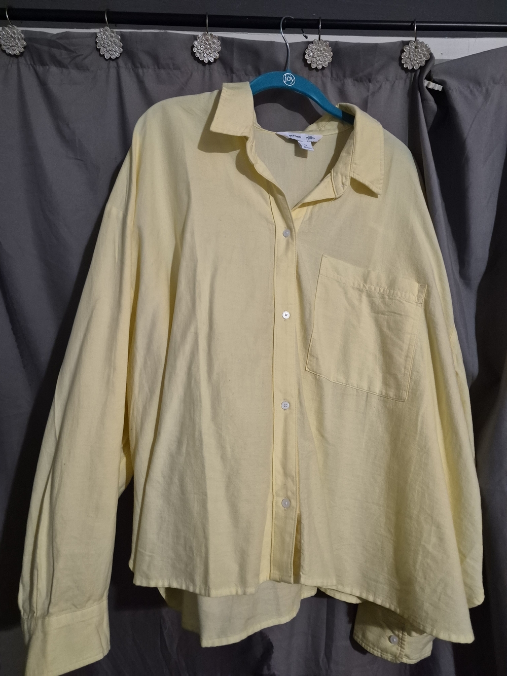 Old Navy Pale Yellow Button-Down Cropped Shirt